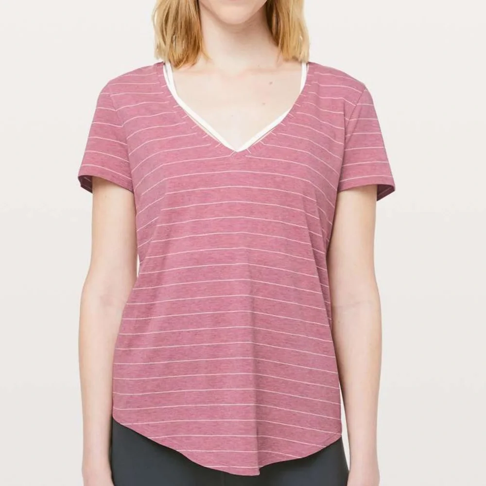 Lululemon Love Tee V Short Serve Stripe Heathered So Merlot White - Picture 1 of 7